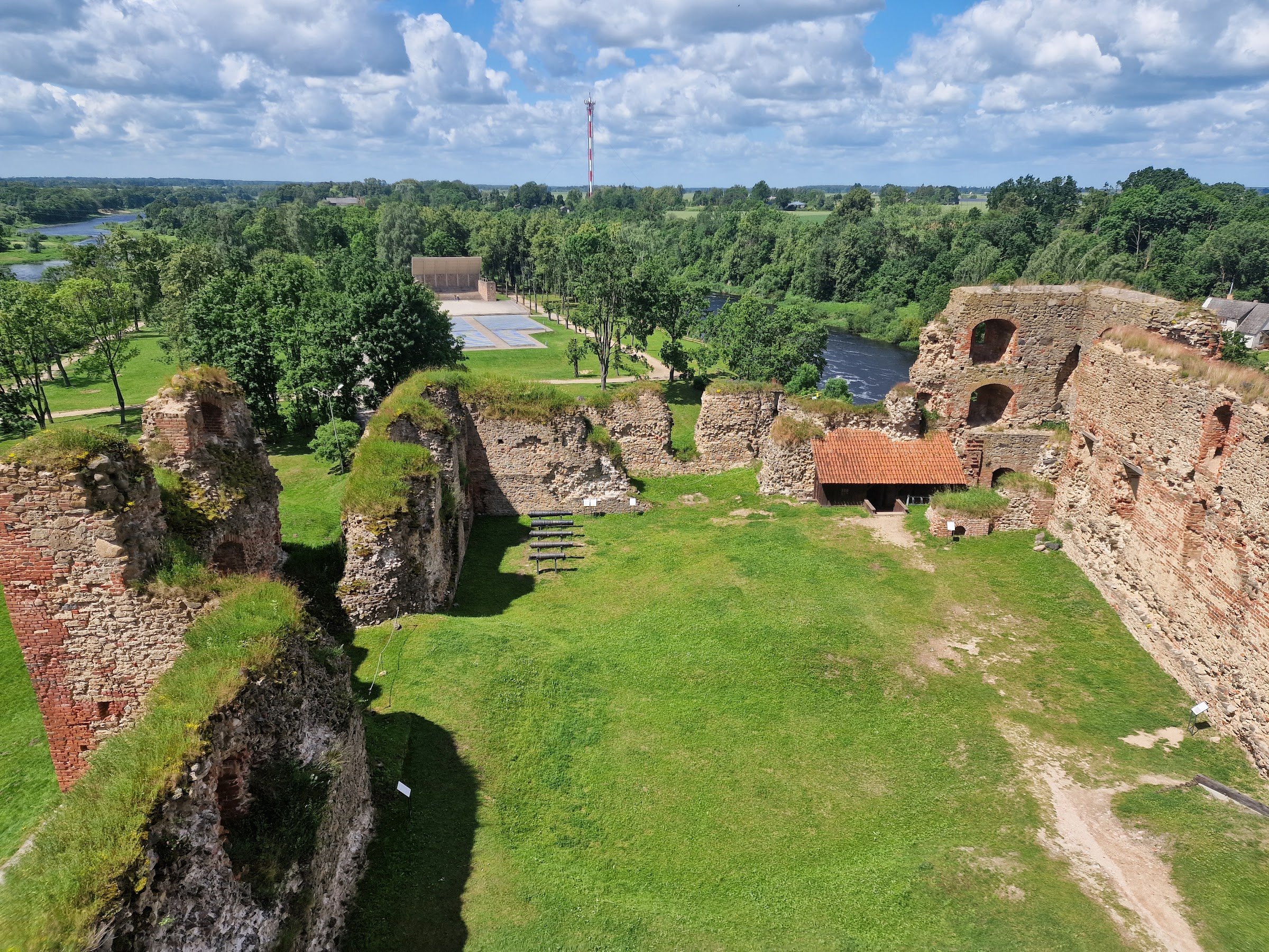 Bauskas pils (Bauska Castle)